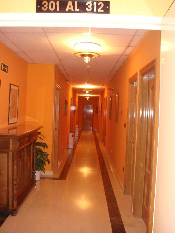 Hostal Serpol Palencia Eksteriør billede